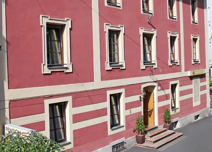 Pension Stoi Budget Guesthouse Innsbruck